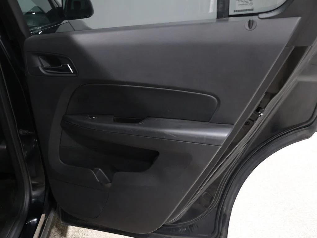 used 2017 Chevrolet Equinox car, priced at $6,500