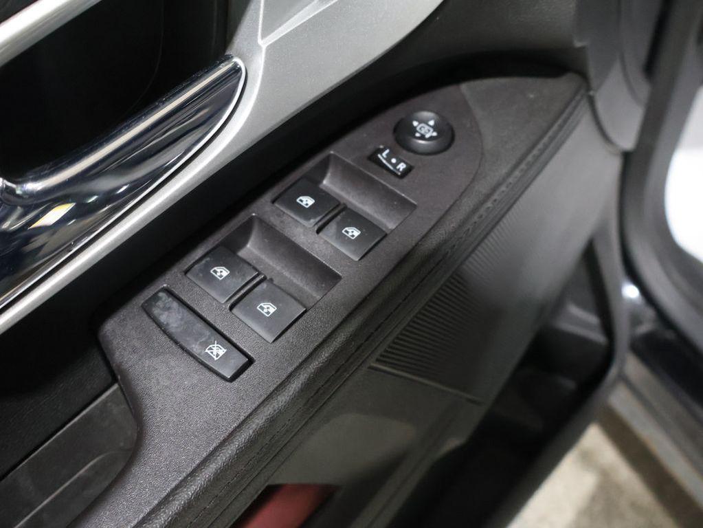 used 2017 Chevrolet Equinox car, priced at $6,500