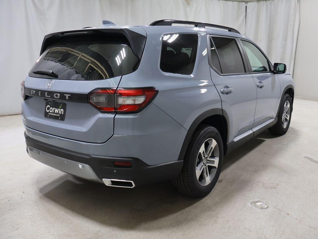 new 2026 Honda Pilot car, priced at $47,745