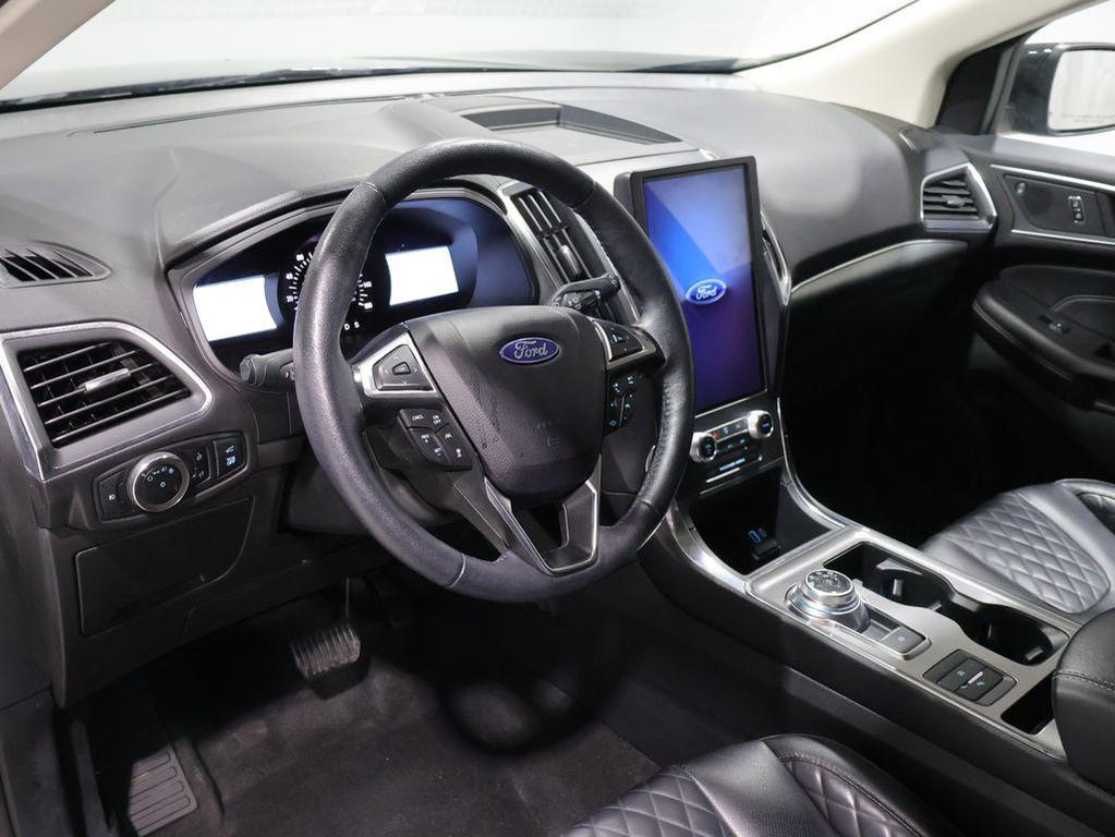 used 2024 Ford Edge car, priced at $28,120