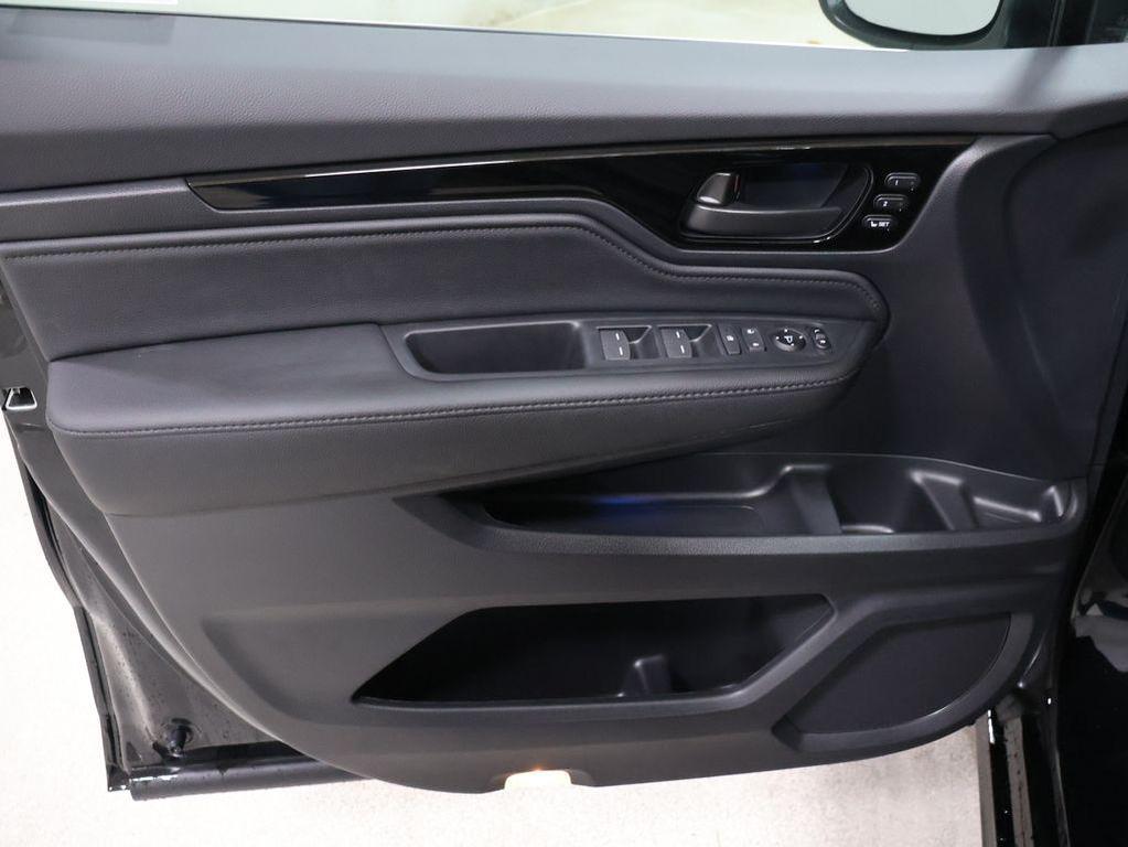 new 2026 Honda Odyssey car, priced at $47,990