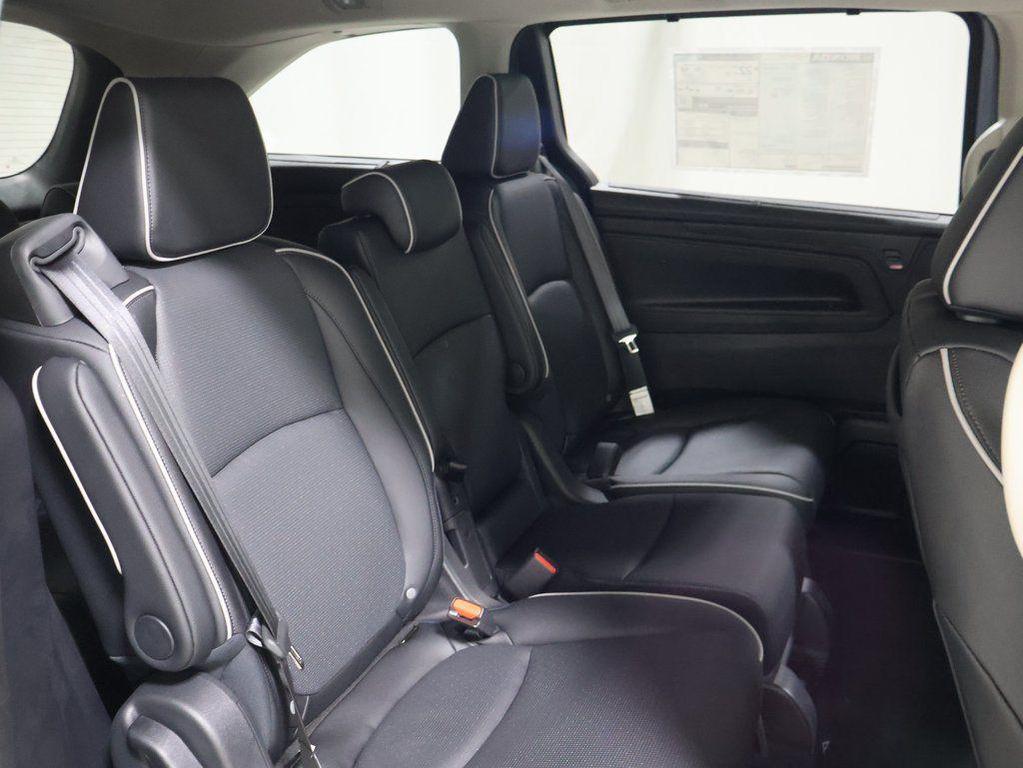 new 2026 Honda Odyssey car, priced at $53,010