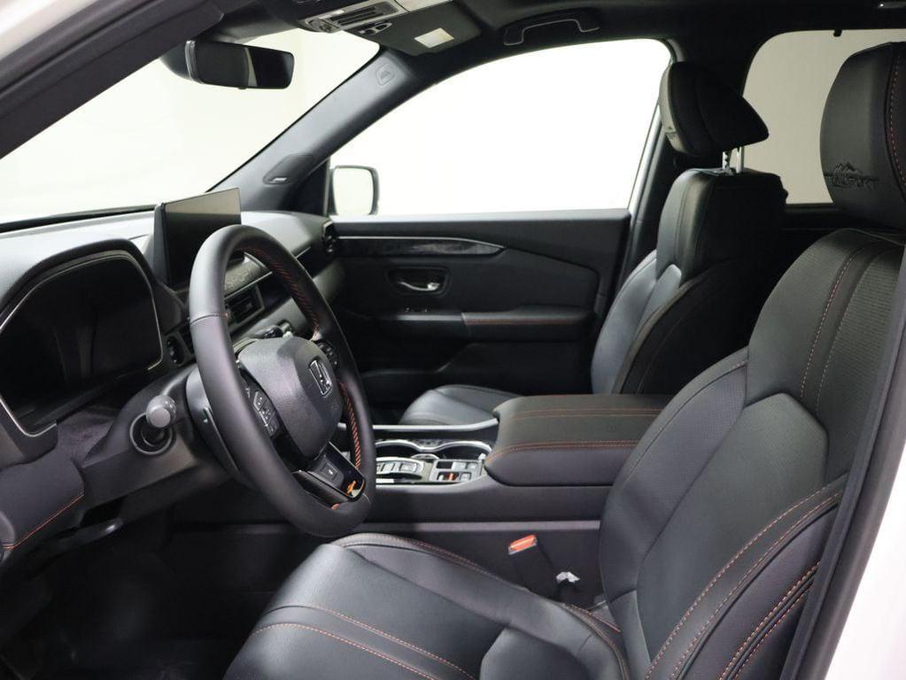 new 2026 Honda Passport car, priced at $53,600