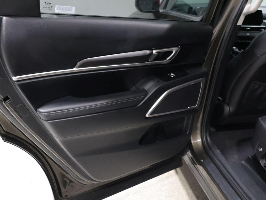 used 2025 Kia Telluride car, priced at $36,135