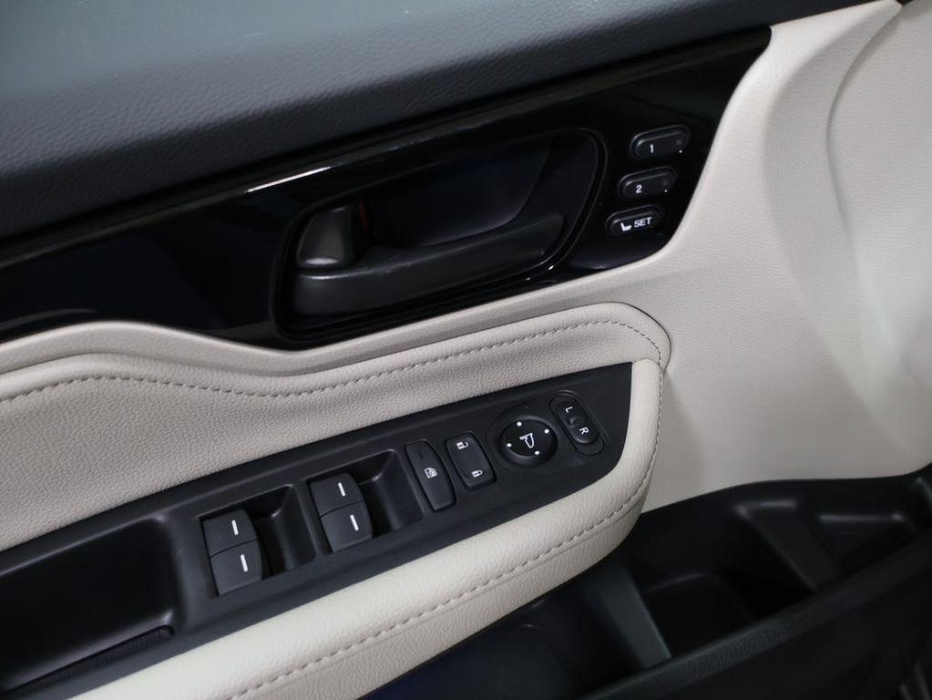 new 2026 Honda Odyssey car, priced at $48,950