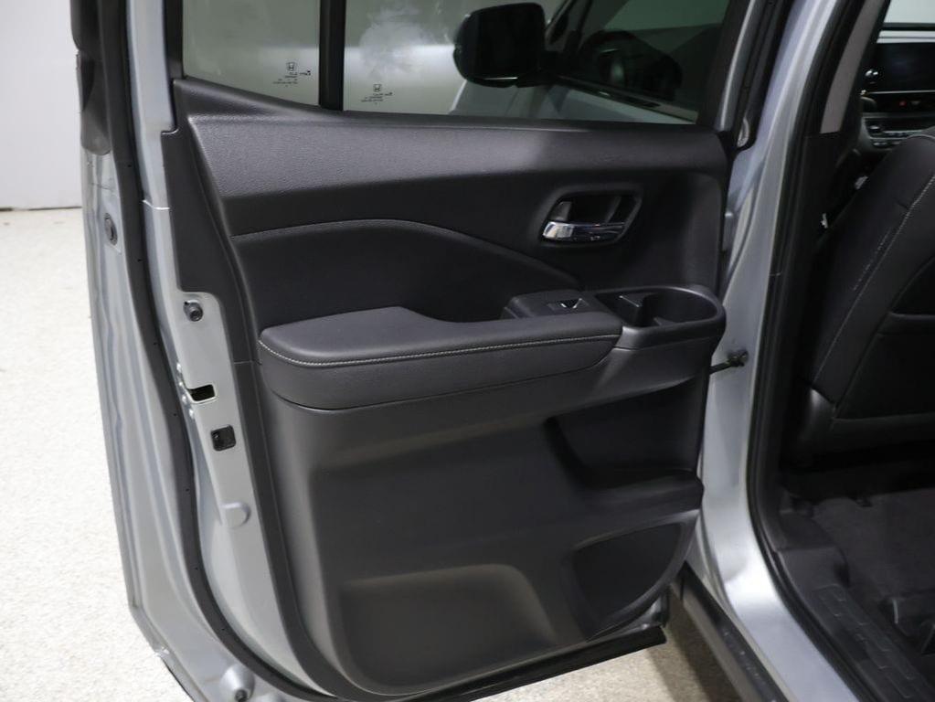 used 2025 Honda Ridgeline car, priced at $35,000