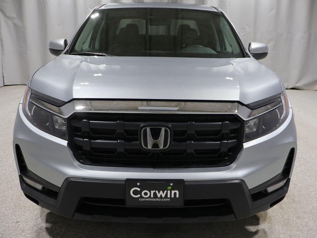 used 2025 Honda Ridgeline car, priced at $35,000