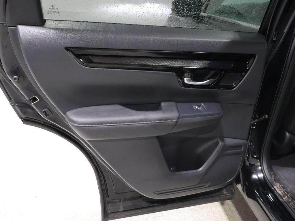used 2025 Honda CR-V car, priced at $31,500