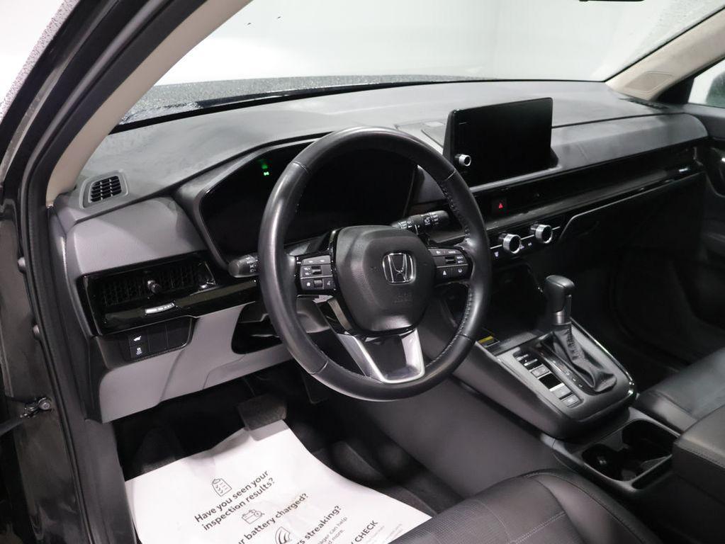 used 2025 Honda CR-V car, priced at $31,500