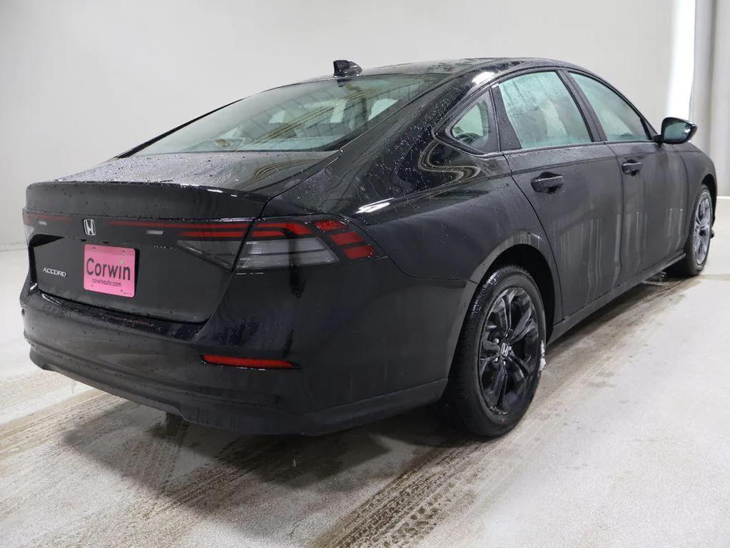 new 2025 Honda Accord car, priced at $30,319