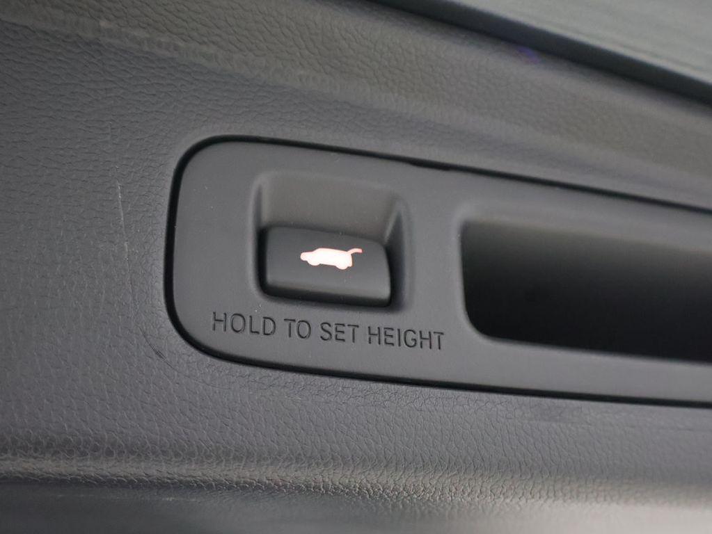 used 2025 Honda CR-V car, priced at $31,291