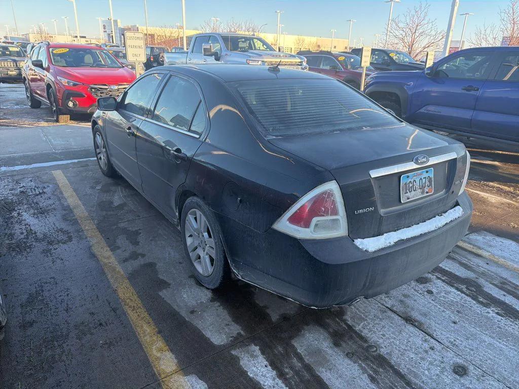 used 2007 Ford Fusion car, priced at $4,000