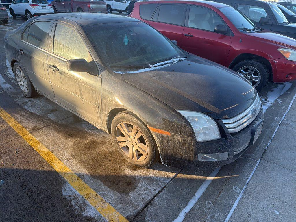 used 2007 Ford Fusion car, priced at $4,000