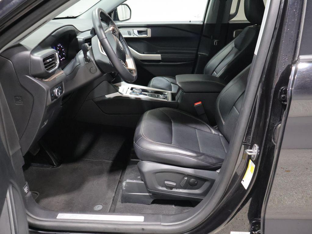 used 2024 Ford Explorer car, priced at $38,899