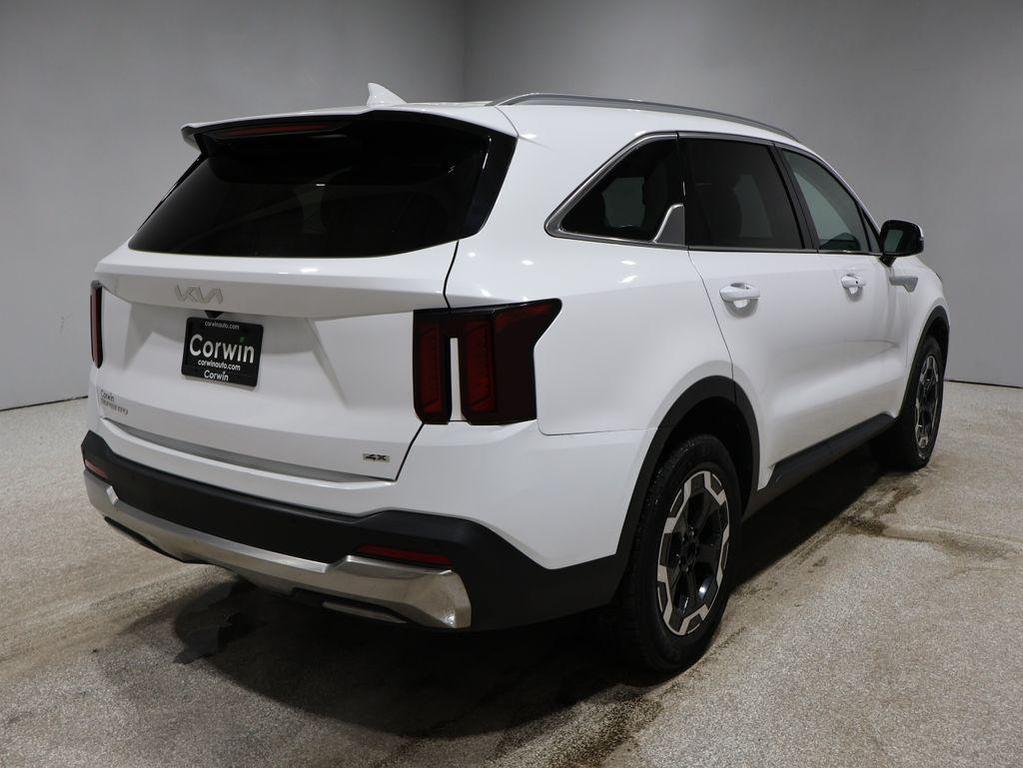 used 2024 Kia Sorento car, priced at $25,900