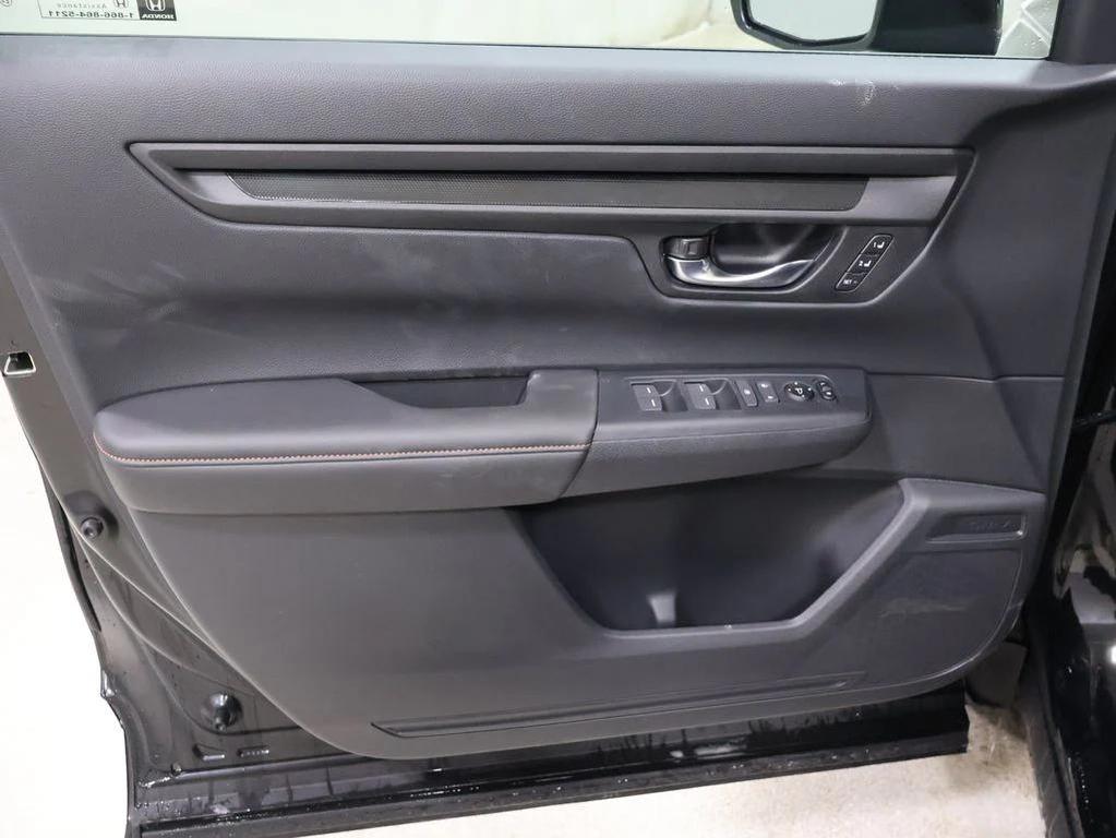 new 2026 Honda CR-V Hybrid car, priced at $40,675