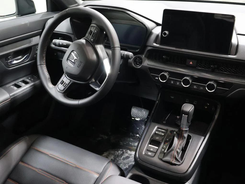 new 2026 Honda CR-V Hybrid car, priced at $40,675