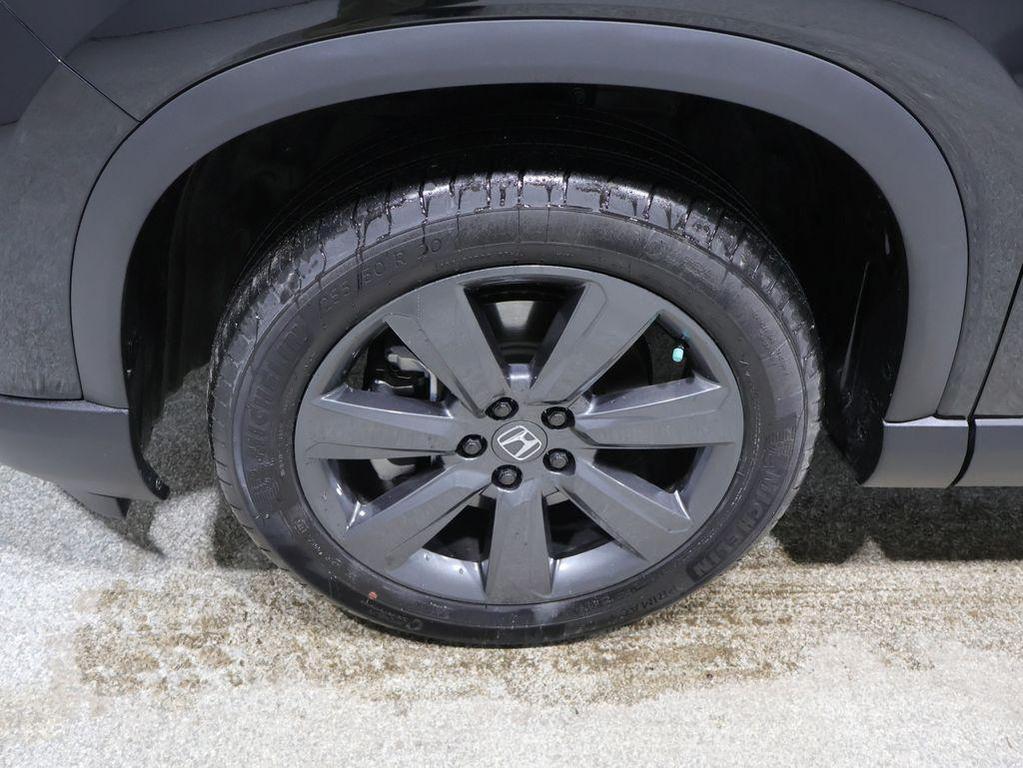 used 2023 Honda Pilot car, priced at $31,800