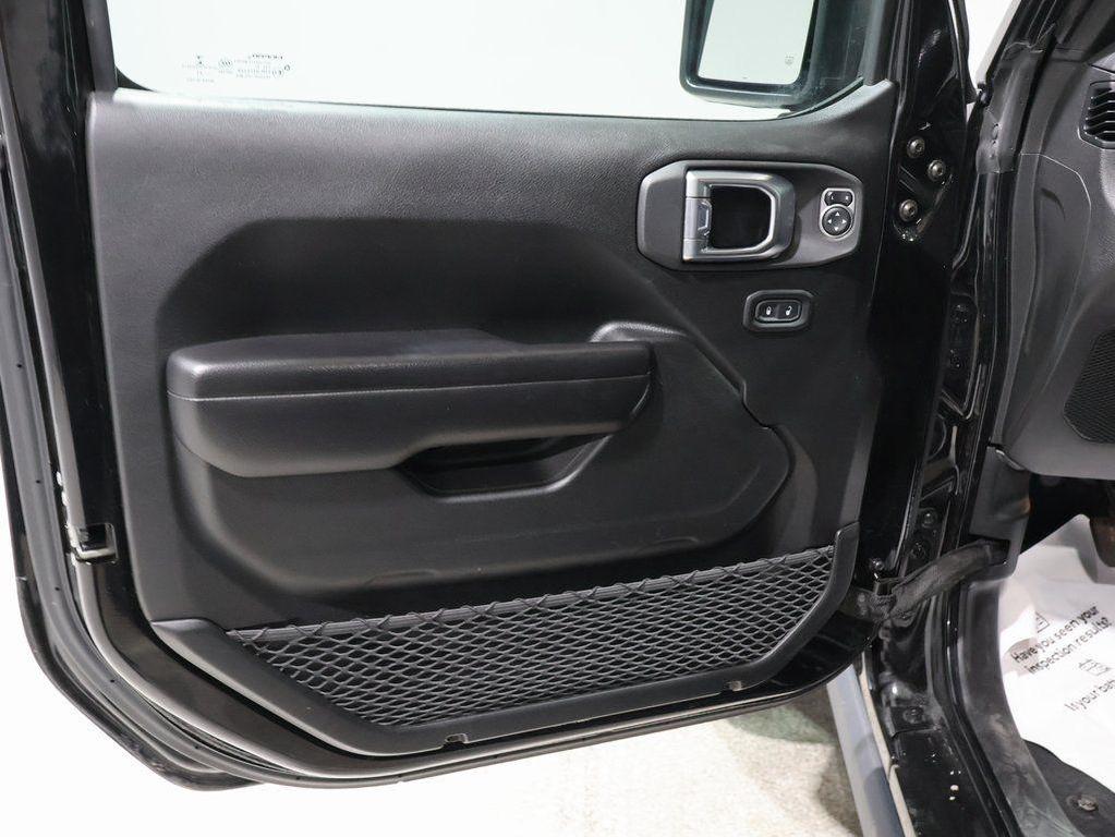 used 2021 Jeep Wrangler Unlimited car, priced at $24,900