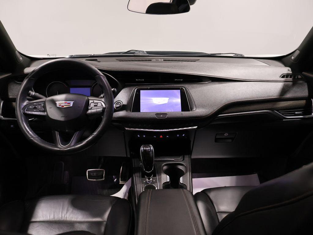 used 2020 Cadillac XT4 car, priced at $20,600