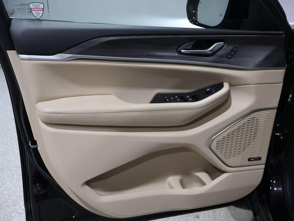 used 2023 Jeep Grand Cherokee L car, priced at $32,456