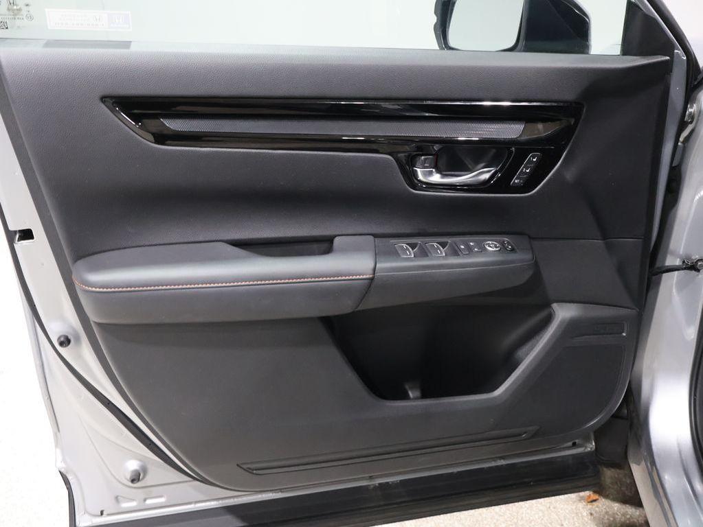 used 2023 Honda CR-V Hybrid car, priced at $32,500