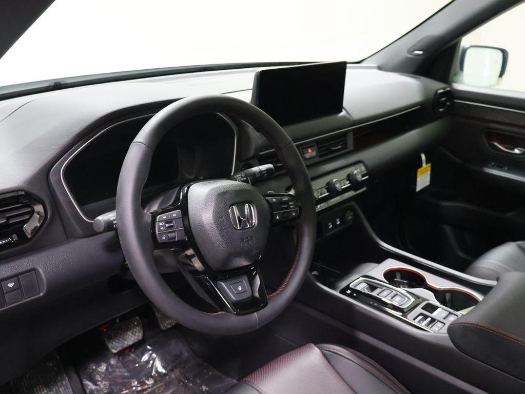 new 2026 Honda Pilot car, priced at $55,945