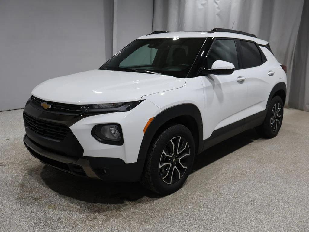 used 2023 Chevrolet TrailBlazer car, priced at $22,400