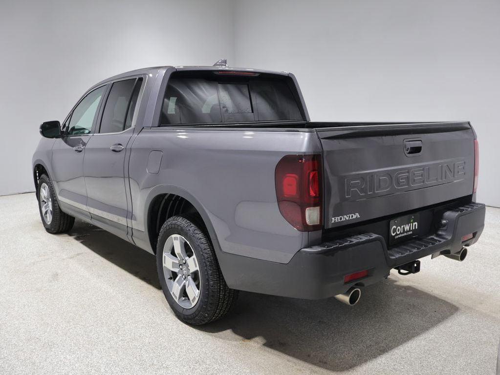 used 2025 Honda Ridgeline car, priced at $33,759