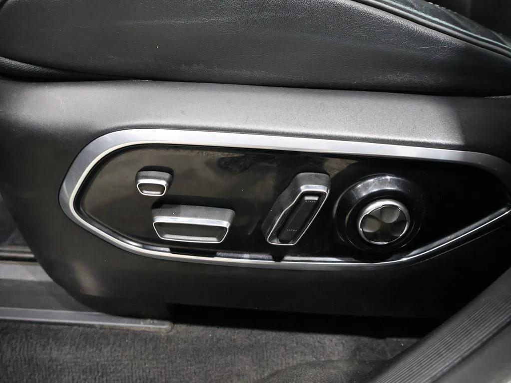 used 2021 Jeep Grand Cherokee L car, priced at $28,900