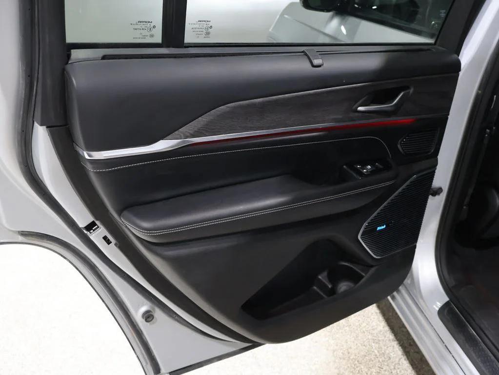 used 2021 Jeep Grand Cherokee L car, priced at $28,900