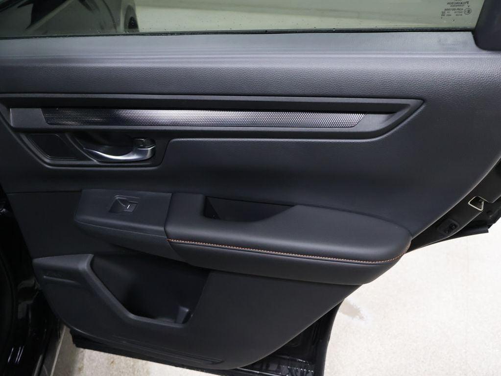 new 2026 Honda CR-V Hybrid car, priced at $40,675