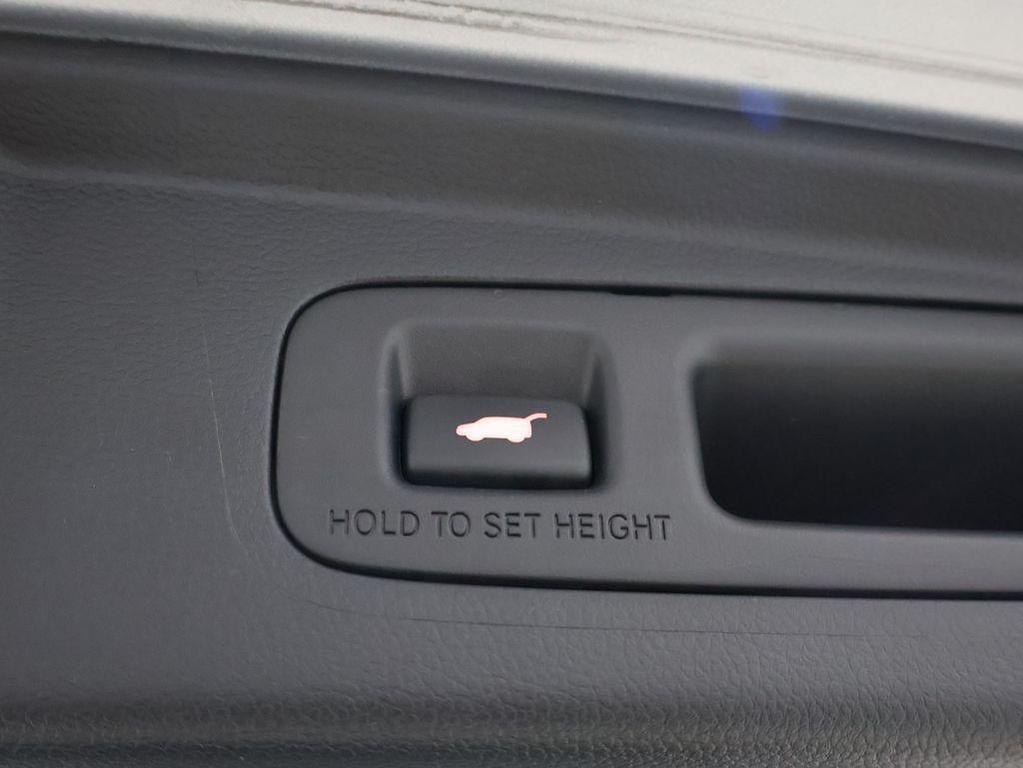 used 2025 Honda CR-V car, priced at $31,600