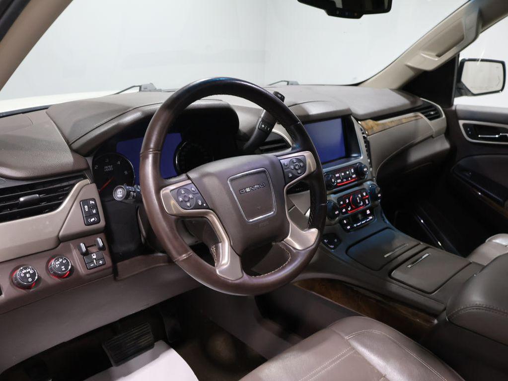 used 2015 GMC Yukon car, priced at $17,300