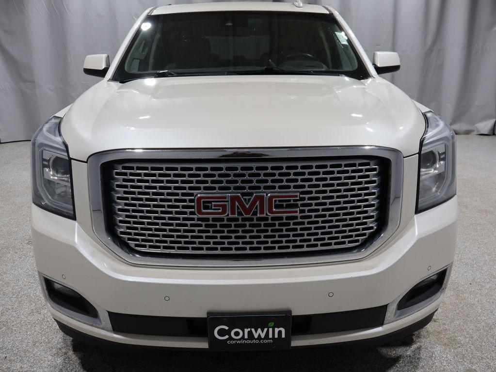 used 2015 GMC Yukon car, priced at $17,300
