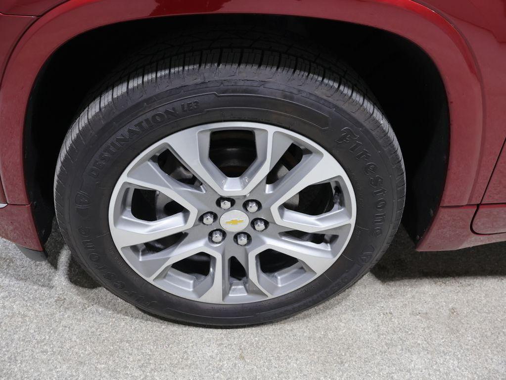 used 2020 Chevrolet Traverse car, priced at $23,300