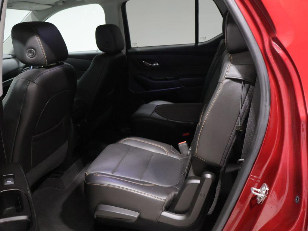 used 2020 Chevrolet Traverse car, priced at $23,300