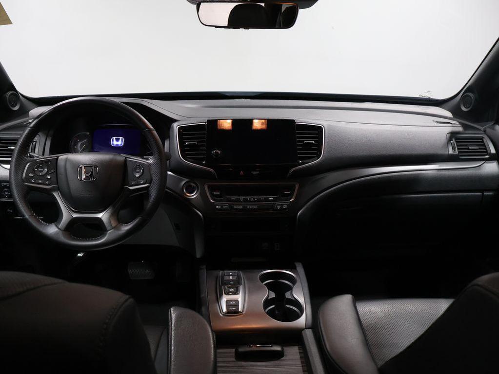 used 2023 Honda Passport car, priced at $31,000