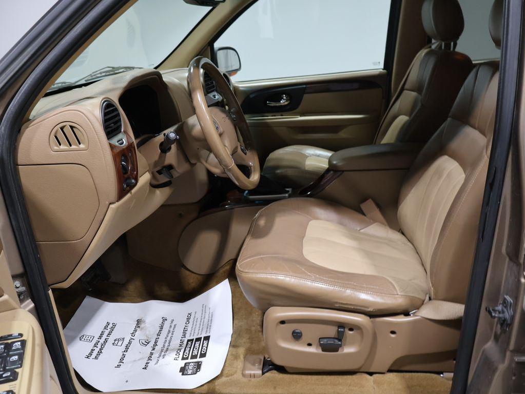 used 2002 GMC Envoy car, priced at $6,200