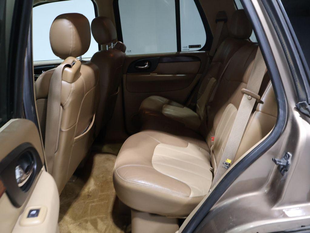 used 2002 GMC Envoy car, priced at $6,200