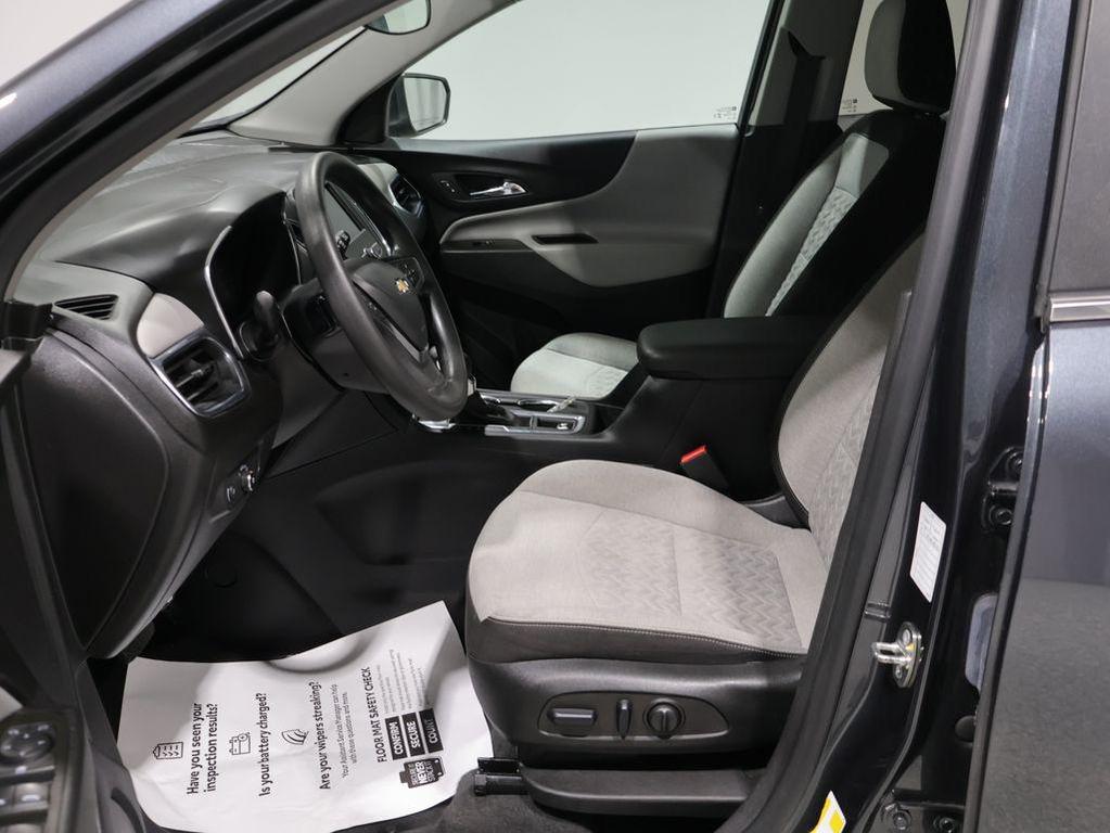 used 2023 Chevrolet Equinox car, priced at $22,399