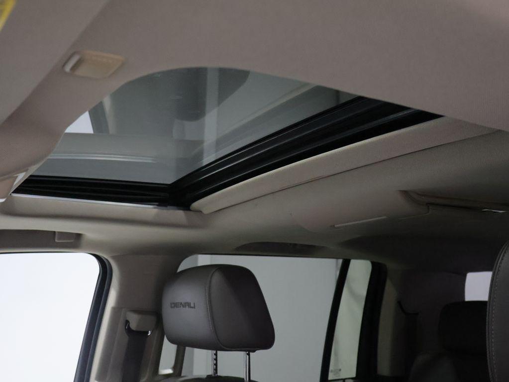 used 2016 GMC Yukon XL car, priced at $21,000