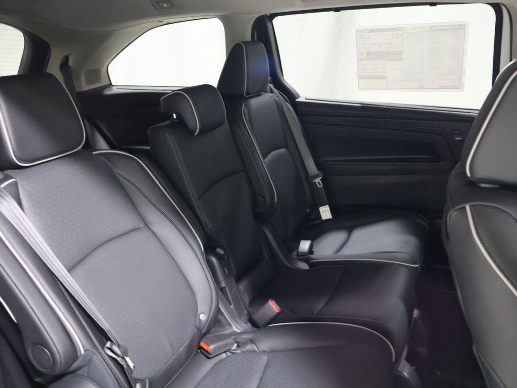 new 2026 Honda Odyssey car, priced at $52,645