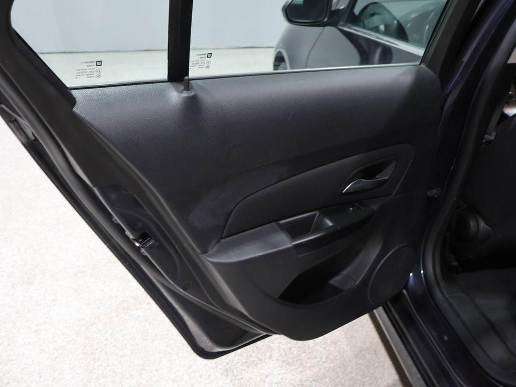 used 2014 Chevrolet Cruze car, priced at $5,150