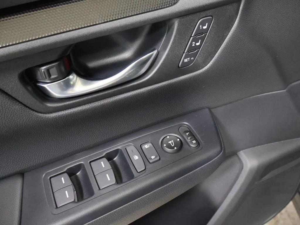 new 2026 Honda CR-V Hybrid car, priced at $40,675