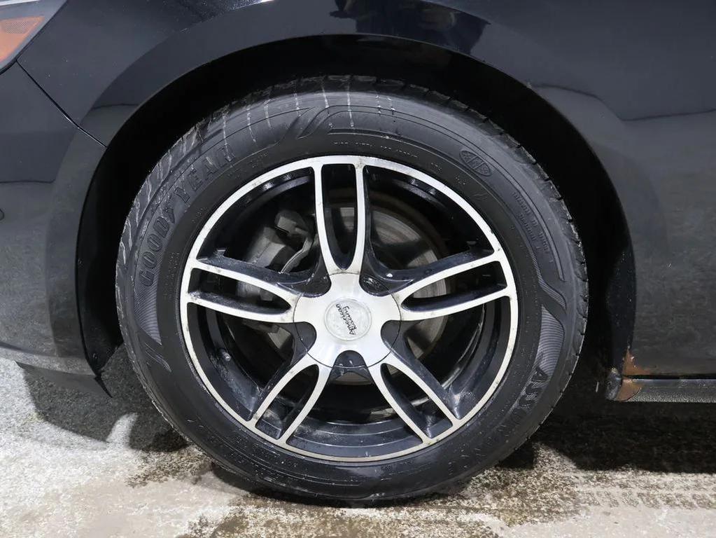 used 2016 Chevrolet Malibu car, priced at $9,000