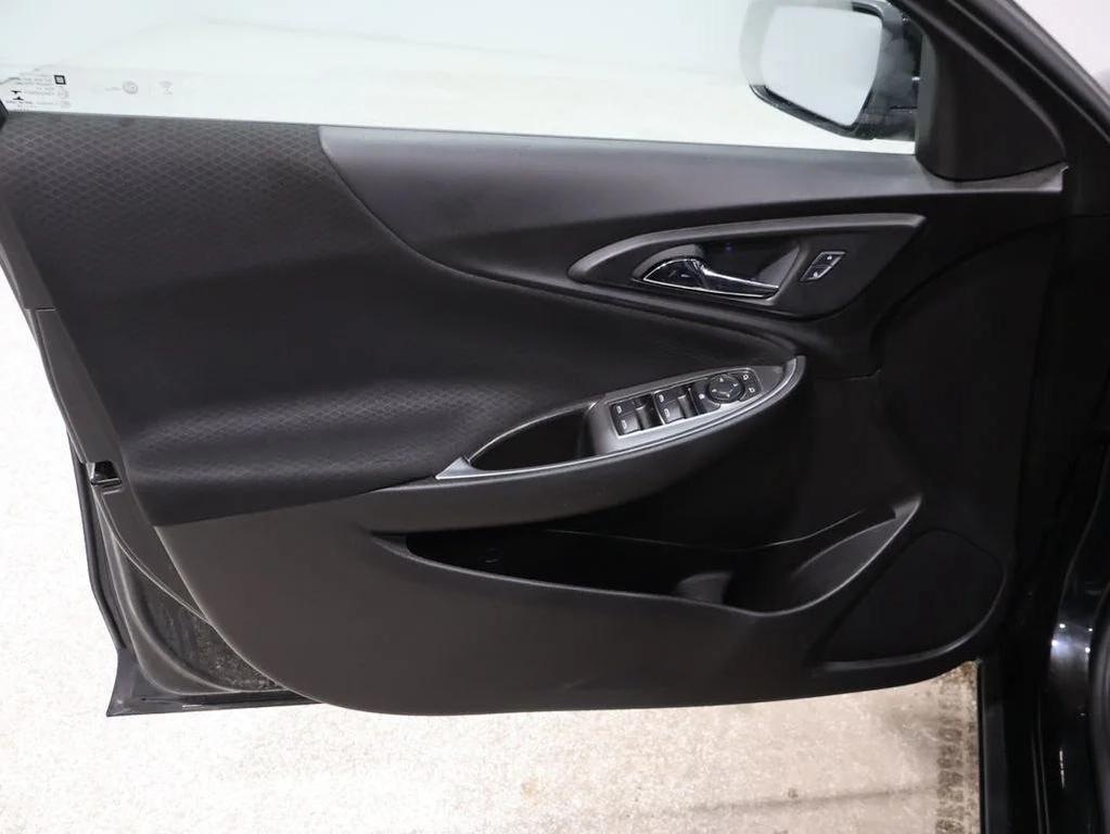 used 2016 Chevrolet Malibu car, priced at $9,000