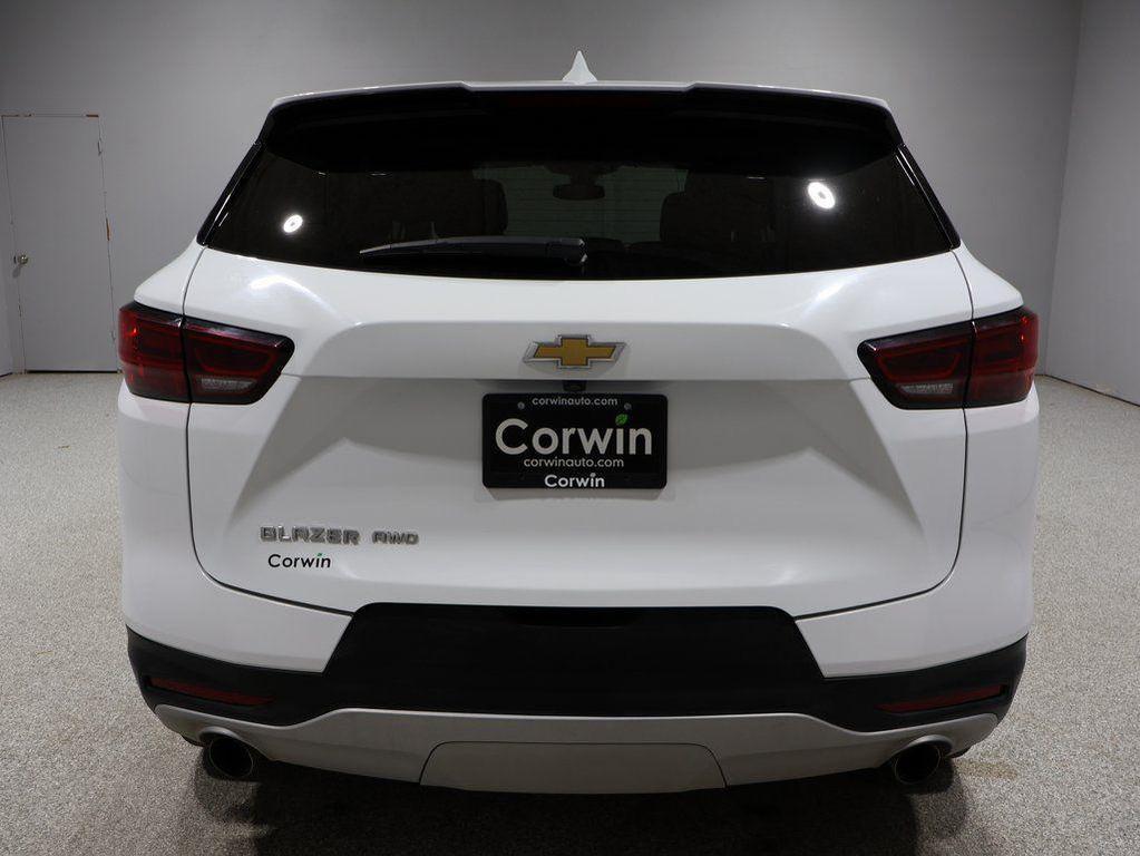 used 2025 Chevrolet Blazer car, priced at $24,900