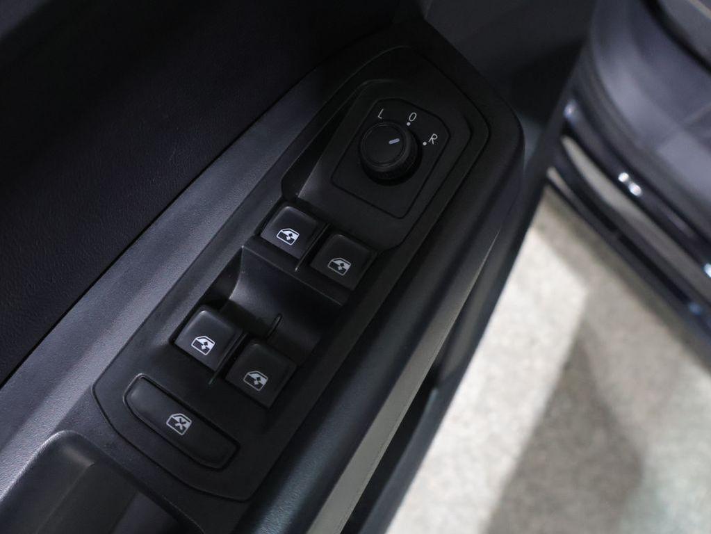 used 2021 Volkswagen Atlas car, priced at $21,780