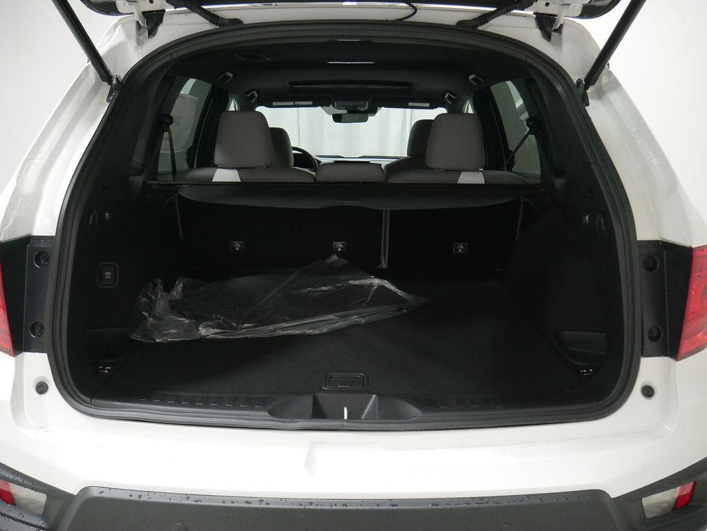 new 2025 Honda Pilot car, priced at $44,695